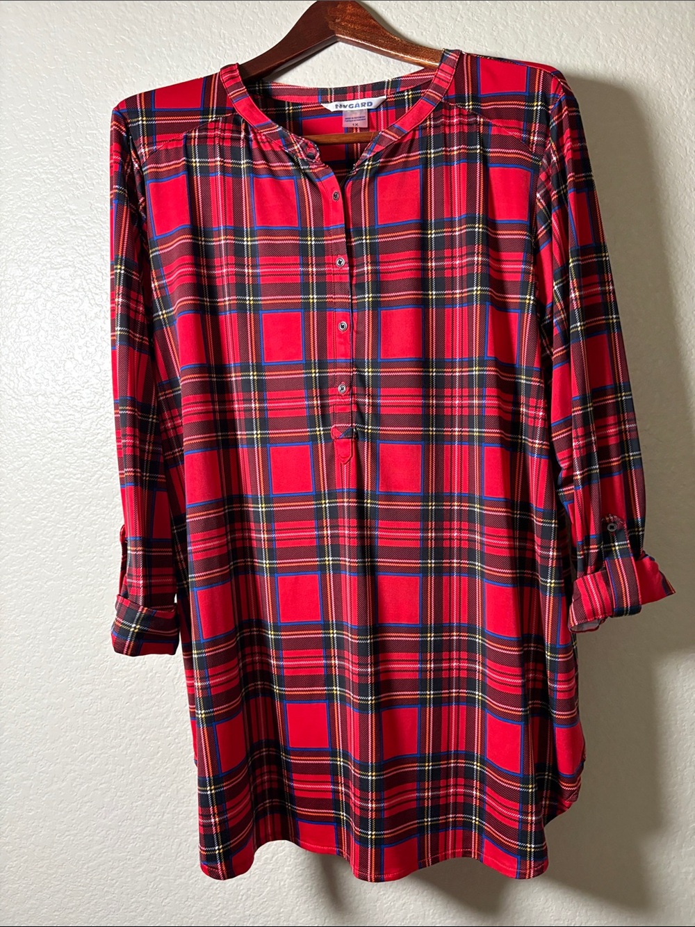 Peter Nygard Red Plaid Henley Tunic Blouse